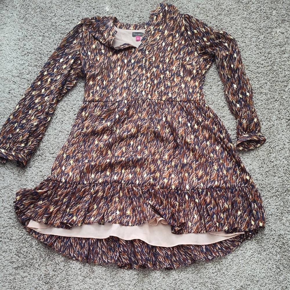 Vince Camuto Brown and Gold Patterned Blouse